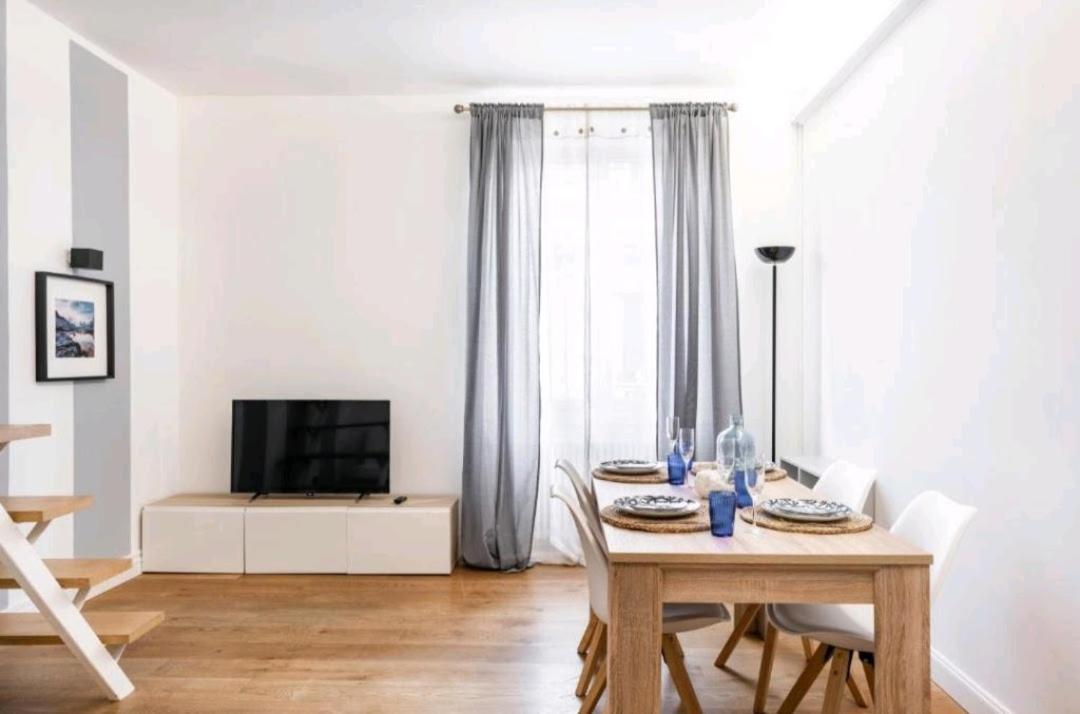לה ספציה Whale Song Apartment - With Private Parking מראה חיצוני תמונה