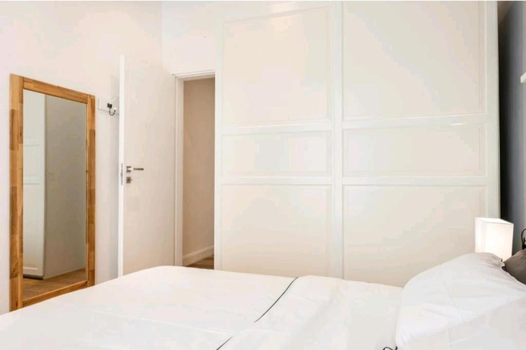 לה ספציה Whale Song Apartment - With Private Parking מראה חיצוני תמונה